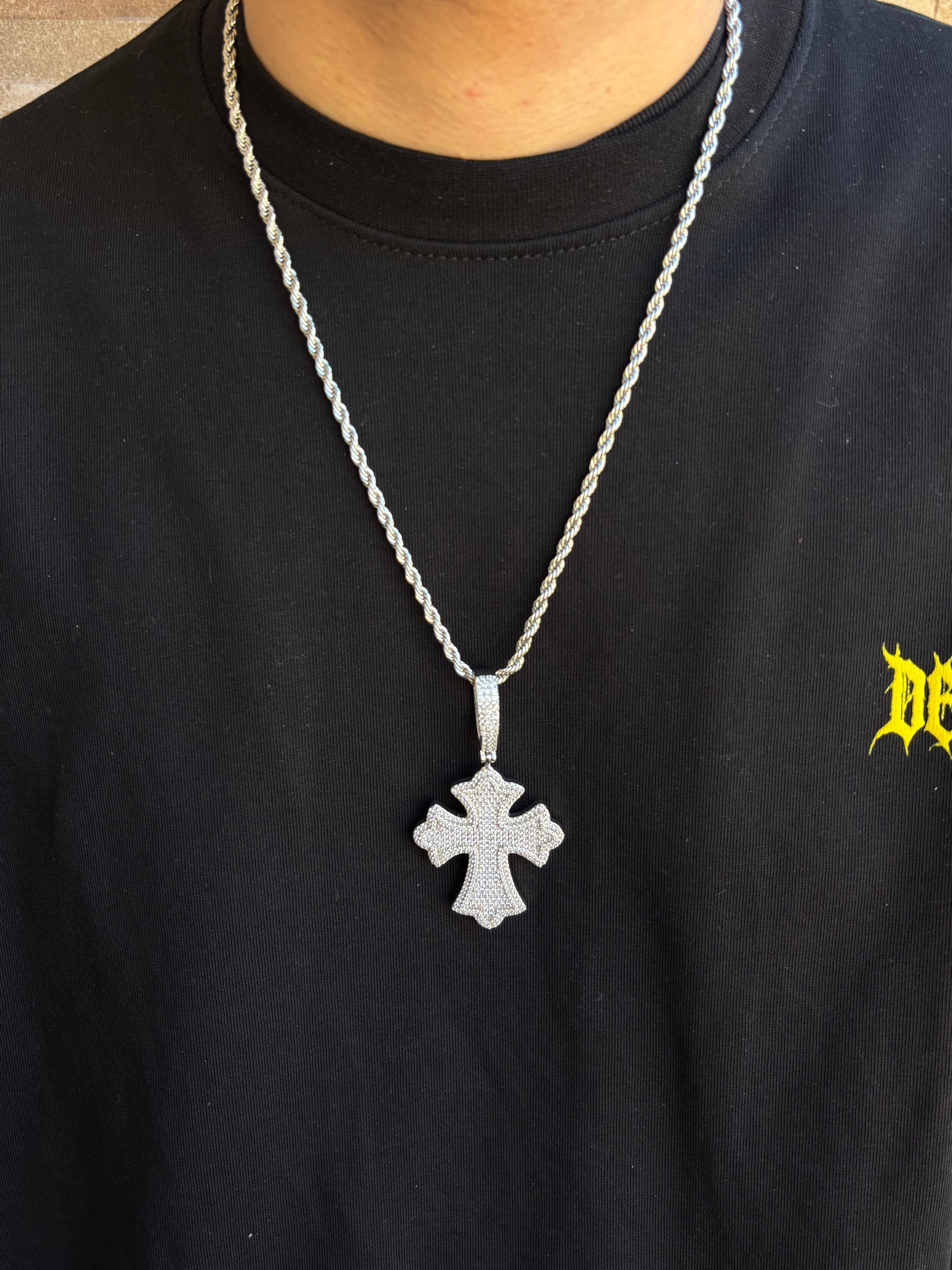 Collana glacier Cross