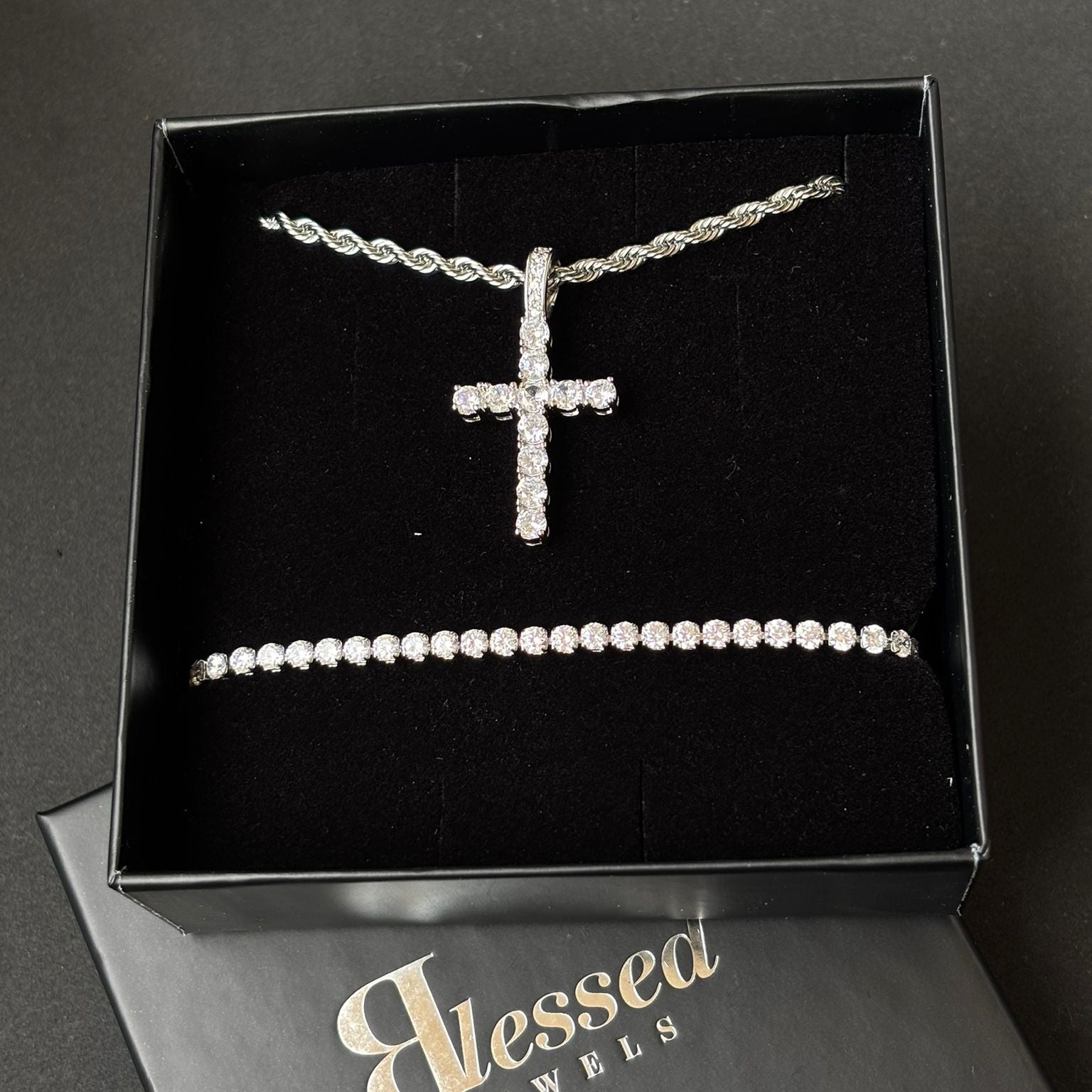 Combo Bracciale Tennis + Collana Croce